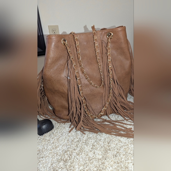 Brown Fringe Leather Tote Bag (M/L) - Picture 2 of 13